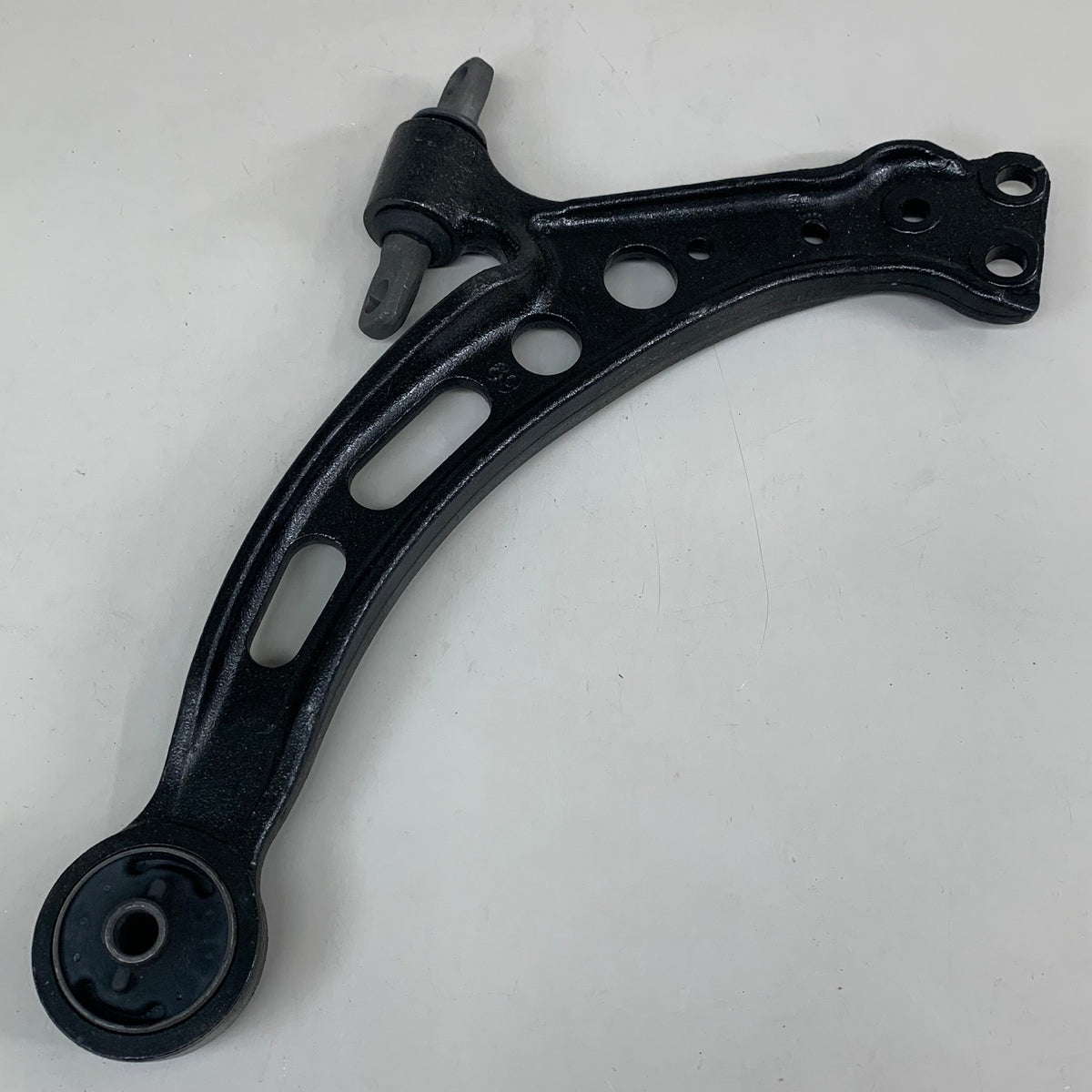 MOOG Front Lower Control Arm Driver Side Lexus & Toyota Models RK640191