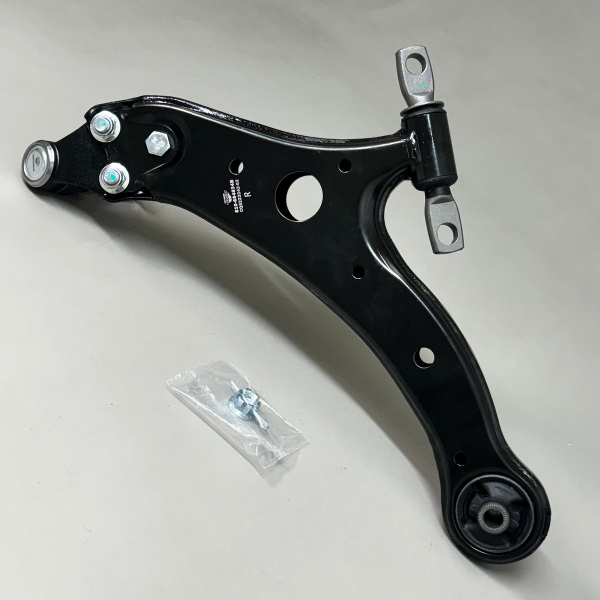 CARQUEST Suspension Control Arm and Ball Joint Assembly 810-684834B