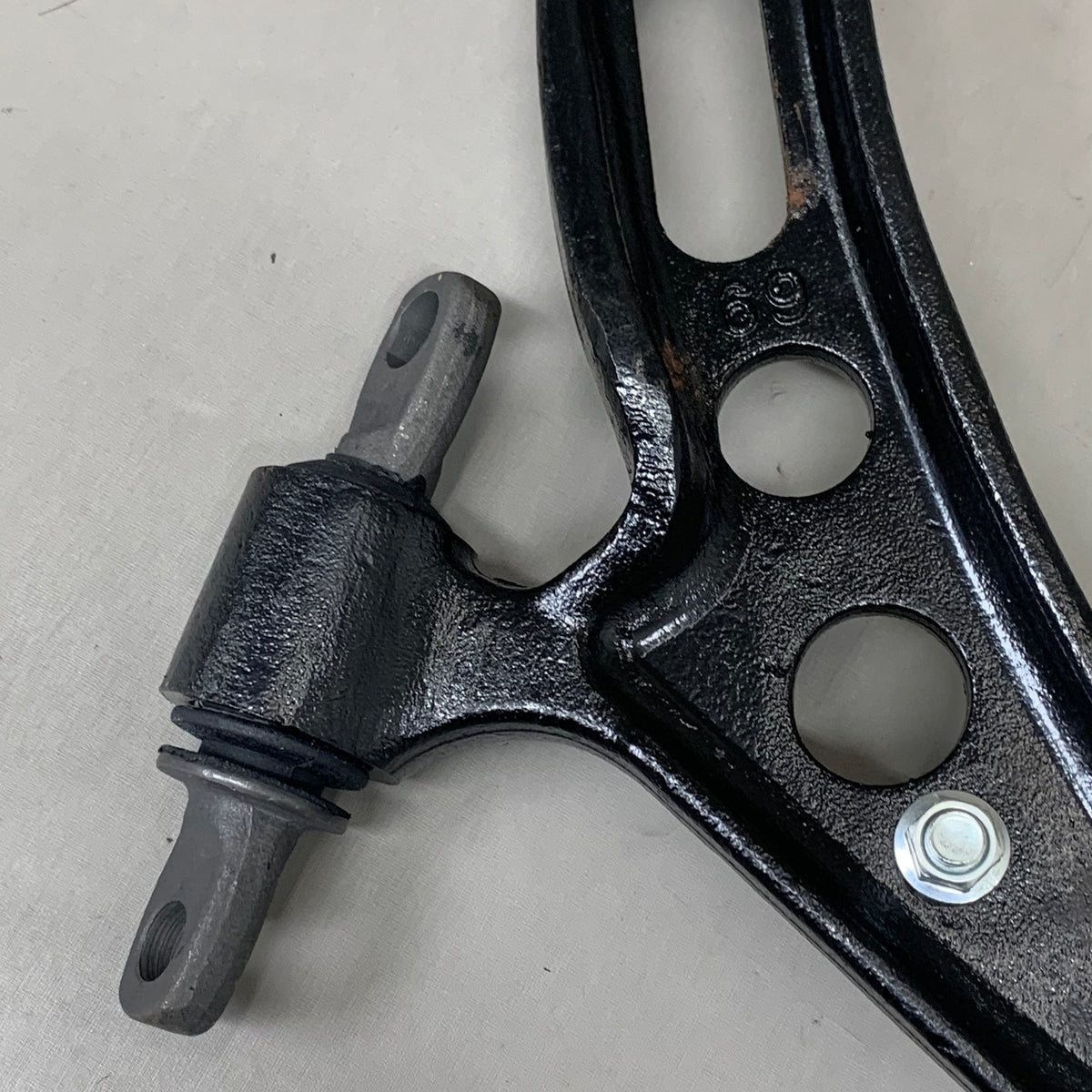 MOOG Front Lower Control Arm Passenger For Lexus & Toyota Models RK640192