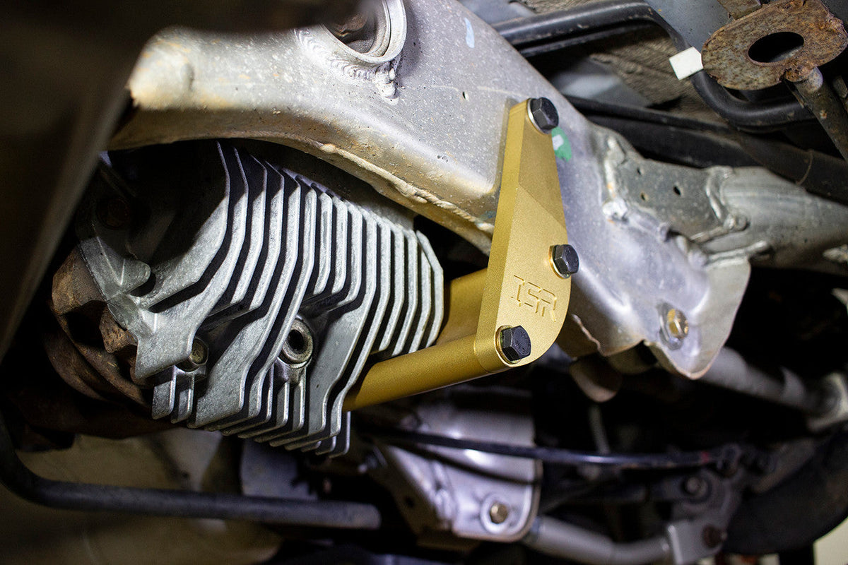ISR Performance CNC Billet Diff Brace - Nissan 350Z / Infiniti G35 IS-Z33-Diffbrace