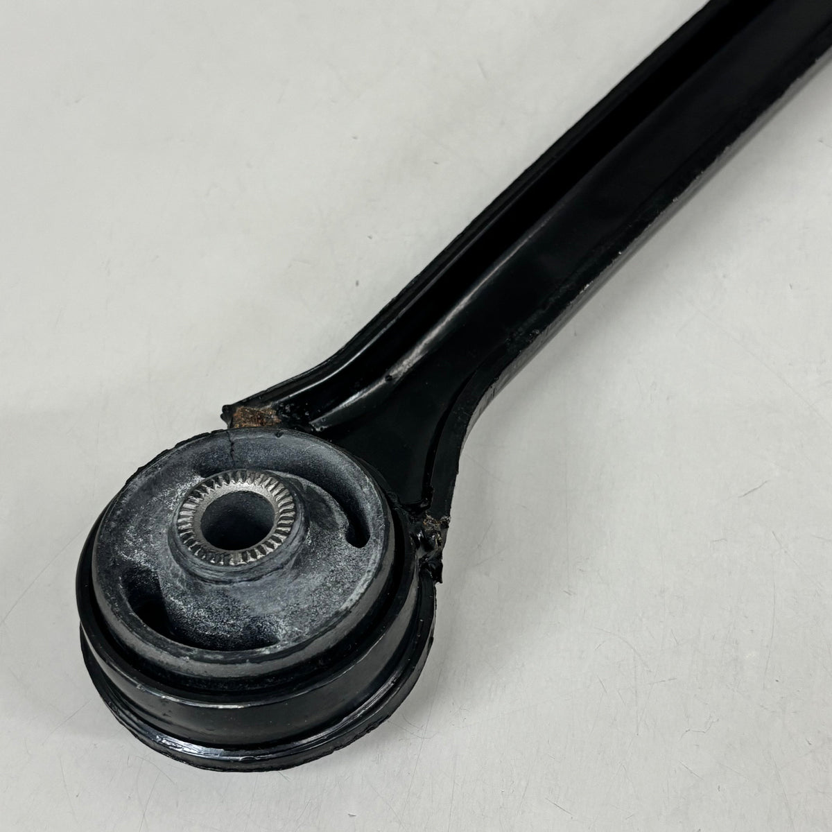 CARQUEST Front Left Lower Suspension Control Arm for Ford & Mercury 520-243